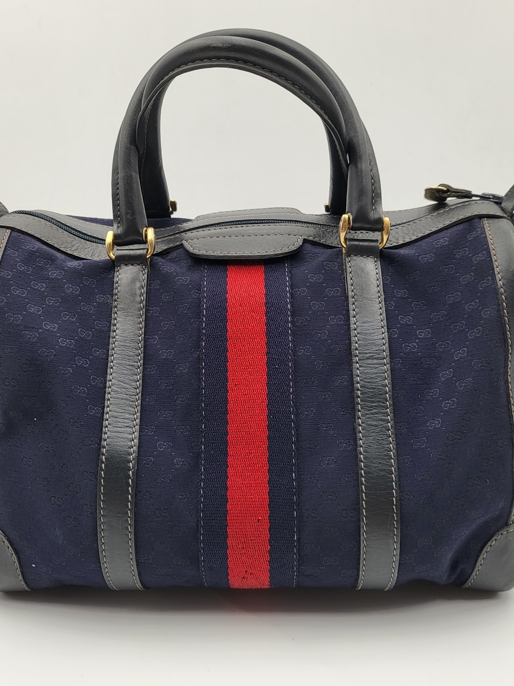 Gucci Vintage Canvas Leather Navy Sherry Line Boston 30 Bag..Auth..w/COA. - Picture 3 of 16